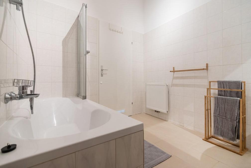 Apartment Caring Family Close To The Center Wien